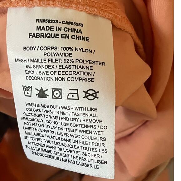 Women's Nike Air Jordan THE FUTURE Primal Flight Jumpsuit Peach Tan Size Large - Picture 7 of 8